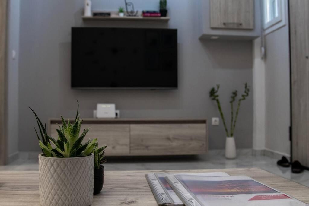* Ck Modern Loft Near Seaside * Apartment เทสซาโลนิกิ ภายนอก รูปภาพ